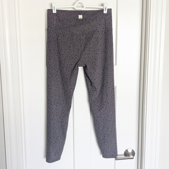 Vuori Grey Elm Dot Studio Seamless Leggings sz L - Picture 2 of 5